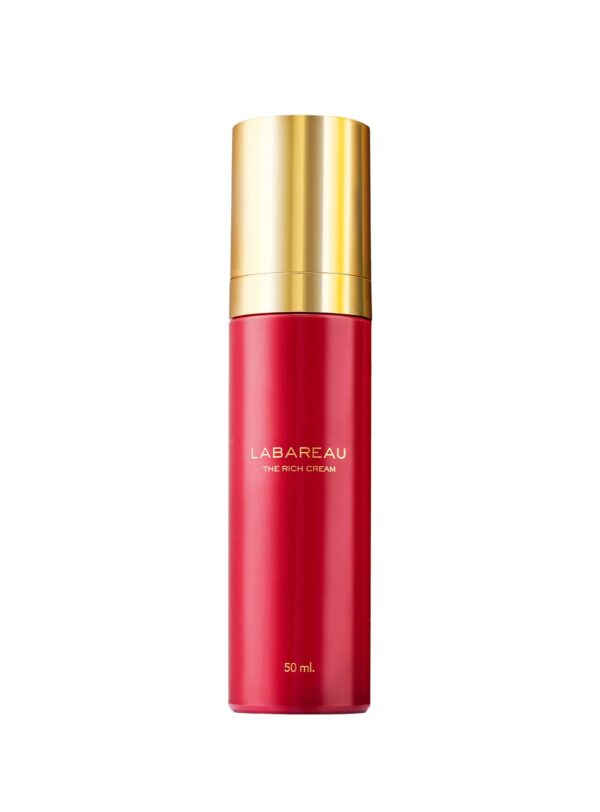 Envase rojo con tapón dorado de la crema facial The Rich Cream de Labareau en formato de 50 ml.