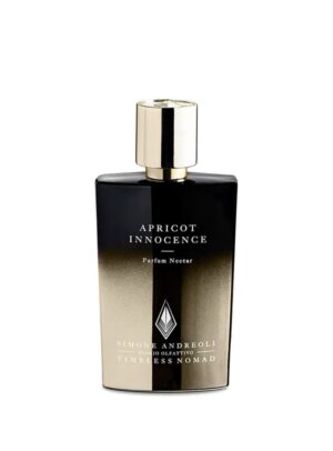 Frasco de perfume Apricot Innocence de Simone Andreoli, botella negra y dorada de 50 ml.