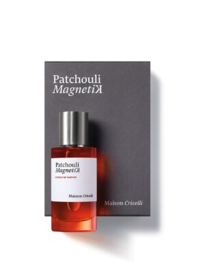 Frasco de Patchouli Magnetik Extrait de Parfum 50 ml de Maison Crivelli junto a su estuche