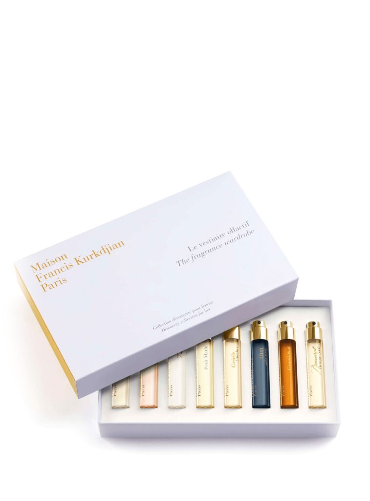 Caja abierta de The Fragrance Wardrobe Unisex de Maison Francis Kurkdjian (set de 8 perfumes de 11 ml)